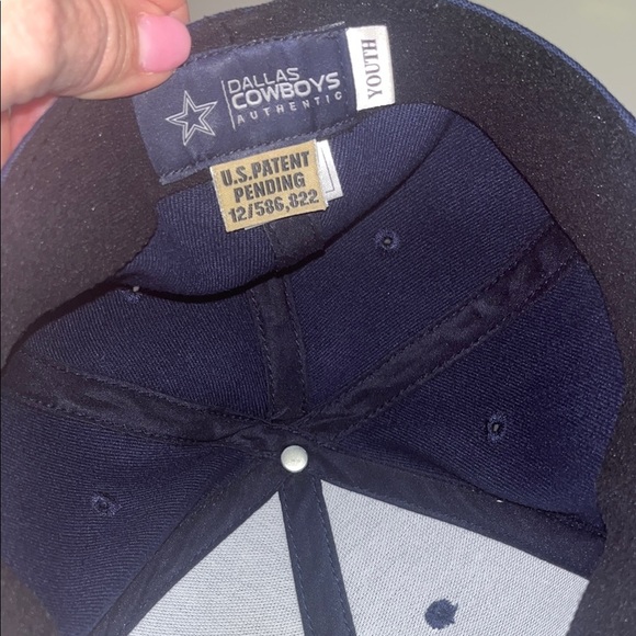 Dallas Cowboys NFL youth Navy Blue Cap with Silver 'D'/ preowned - Picture 3 of 6